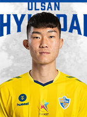 https://img.qianchuidk.com/img/football/player/bb905e5bbb6f4c14e91cbc5cb5c8d961.jpg